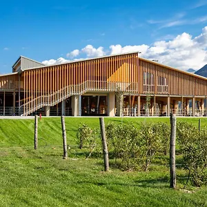 Bauernhof La Fiorida, Mantello