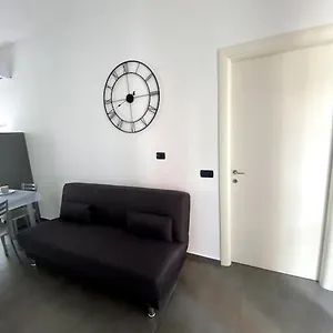 Appartamento House Luminoso Con Terrazzo Italia
